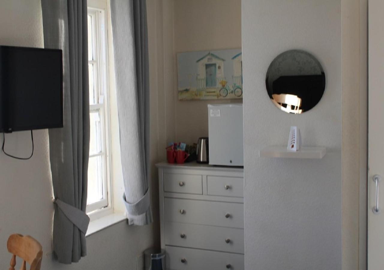 The Redcliff Hotel Weymouth Bagian luar foto