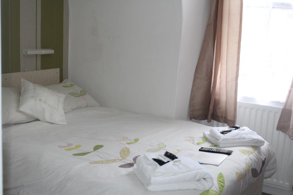 The Redcliff Hotel Weymouth Bagian luar foto